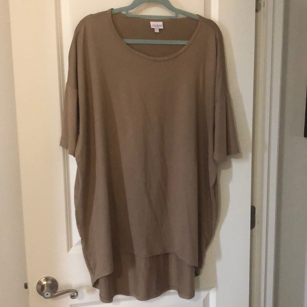 LulaRoe Irma top -L solid